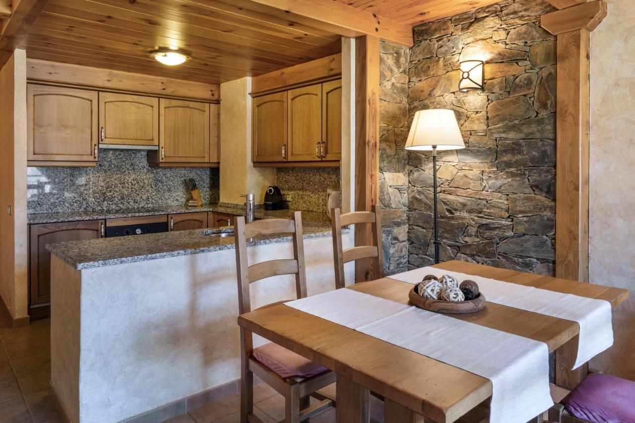 Apartaments Els Llacs Bordes d'Envalira エクステリア 写真